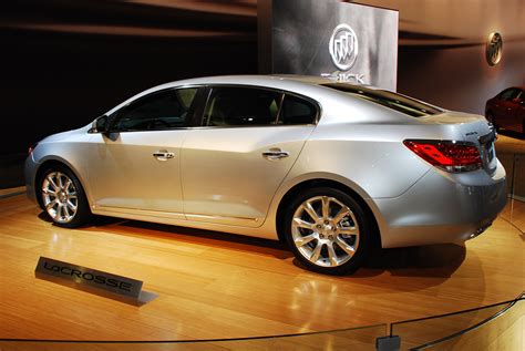 Buick LaCrosse Detroit (2009) - picture 10 of 17