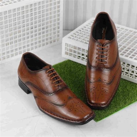 Brogue Shoes for Men - Buy Men Brogues Online | Mochi Shoes