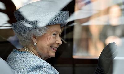 英国女王伊丽莎白二世--永不退位-路透时报社中文网