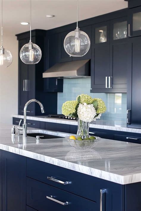 62 Gorgeous Navy Blue Kitchen Cabinets (for Every Style)