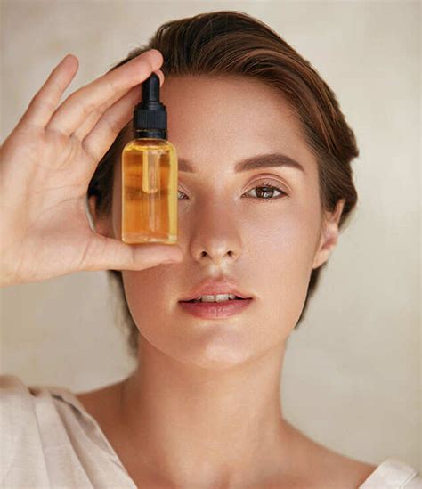 The Best Uses Of Almond Oil In Your Beauty Routine | Femina.in