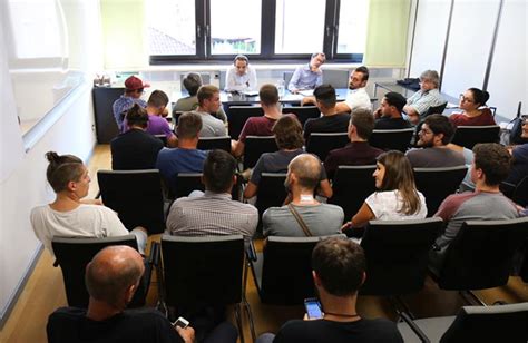 Festival-Organisatoren treffen sich mit LR Achammer - UnserTirol24