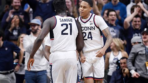 UConn basketball beats North Carolina-Wilmington 86-50 | fox61.com