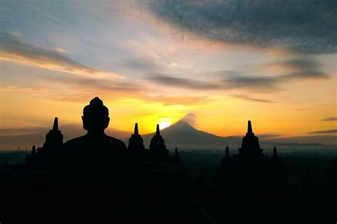 2023 Borobudur Temple Admission Ticket