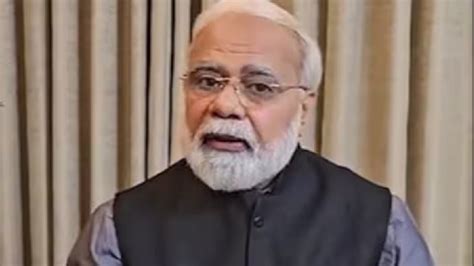 PM's doppelganger: 'ഇത് ഞാൻ തന്നെ': വൈറലായ ഗർബ വീഡിയോ ഡീപ് ...