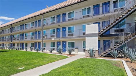 Motel 6 Escondido, CA, Motel 6 Escondido, Book @ $72