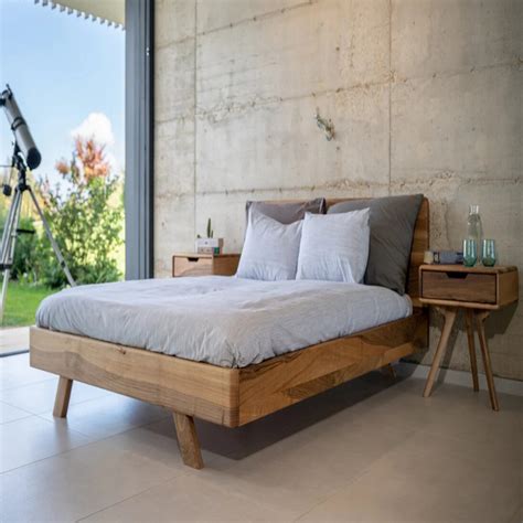 Nismaaya Aico Oak Wood Bed – Nismaaya Decor