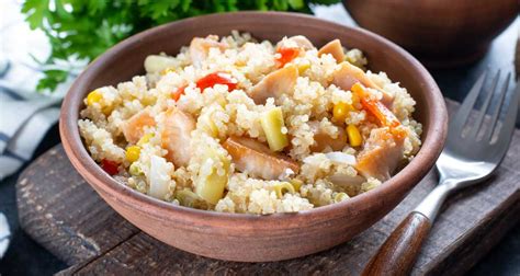 Receita fitness e deliciosa: Salada de Quinoa com Legumes Assados