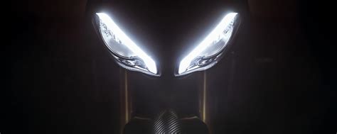 keep me informed speed triple 1200 rs | For the Ride