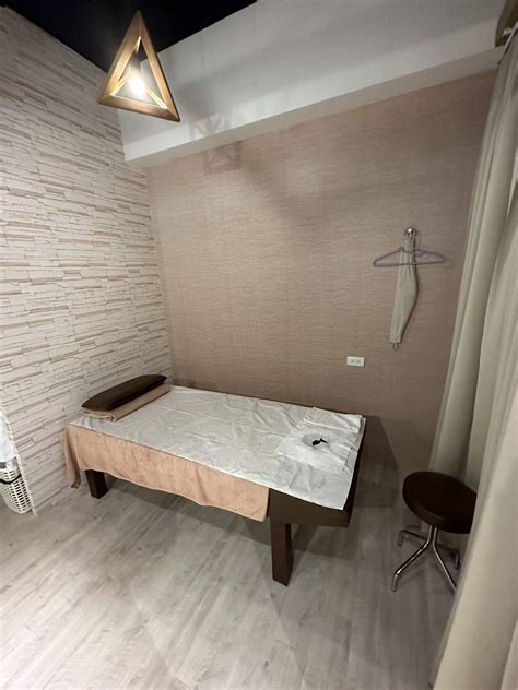 Taipei Zhongshan | Shen He Foot and Body Wellness Center - Klook India