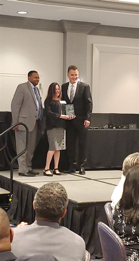 Top Stories Dena Bell 的图像结果