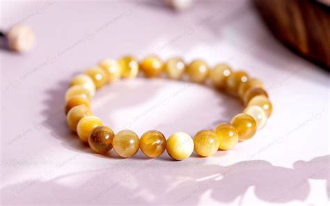 Cat's Eye Bracelet – Protection & Psychic Clarity | GemsMantra