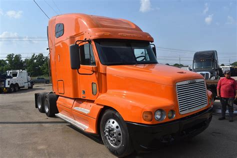 2006 Freightliner Century Class 120 Sleeper Semi Truck - 70" Raised Roof Sleeper, Detroit 455HP ...
