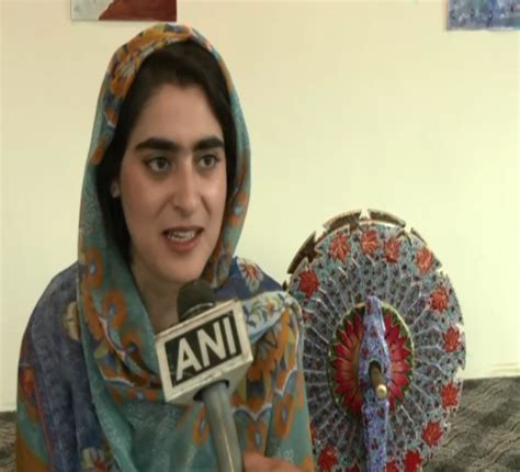 26-year-old artist revives Kashmiri culture, heritage through Paper ...