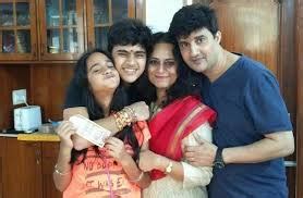 Ashish Kaul Family Wife Son Daughter Father Mother Age Height Biography ...