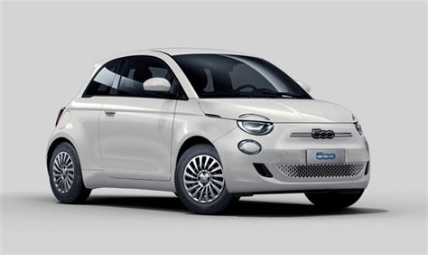 Fiat 500 Electric ma dwie pojemności baterii, cztery warianty i jest ...