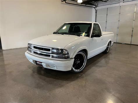 2000 CHEVROLET S10 For Sale at Vicari Auctions Biloxi Fall, 2021