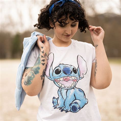 Lilo & Stitch T-shirts Buy fan merchandise | Elbenwald