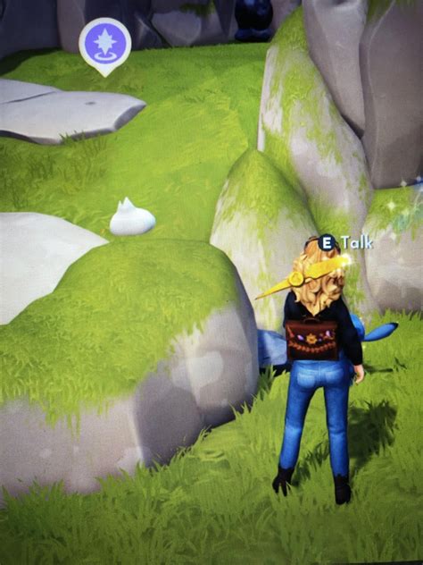 DOUBLE CHEEKED UP ON A THURSDAY AFTERNOON : r/DreamlightValley