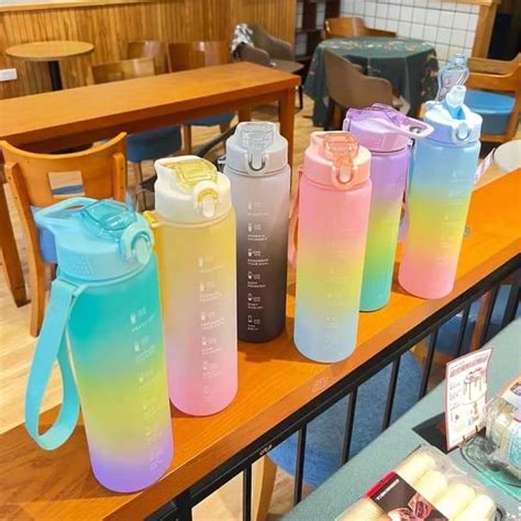 Colorful measurable water bottle – The Peppy Door