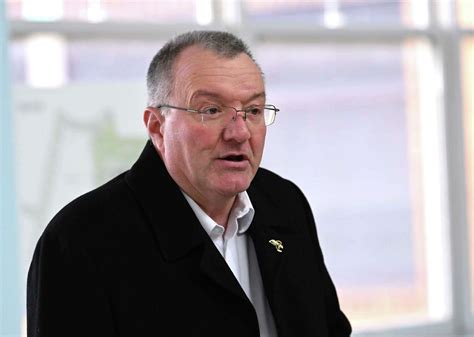 Chamber VP charged for allegedly attempting to lure minor