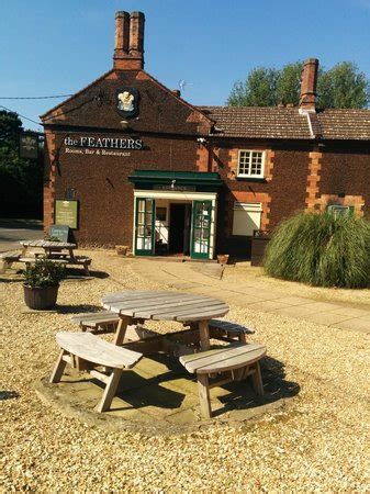THE FEATHERS (Dersingham) - B&B Reviews, Photos, Rate Comparison ...