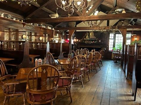 THE OLD SALT RESTAURANT AND LAMIE'S INN (Hampton) - Hotel Reviews ...