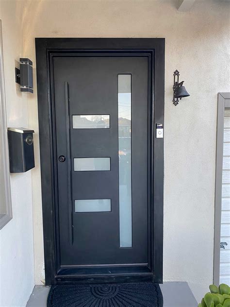 Avant - Precise Iron Doors