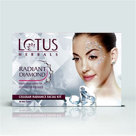 Lotus Herbals RADIANT DIAMOND Cellular Radiance Salon Grade, 4 FACIAL ...