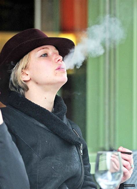 Does Jennifer Lawrence Smoke