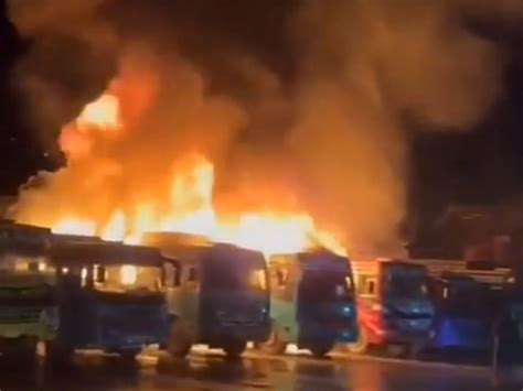 J-K: Fire breaks out at Kupwara bus stand; no casualties