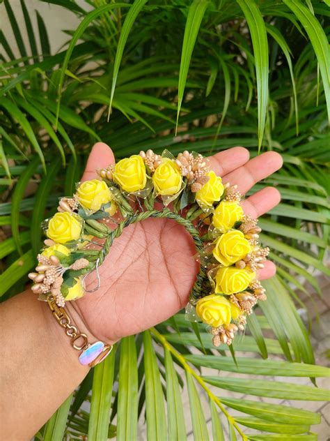 Artificial rose veni for hair -Yellow color – Adhithi Bangles