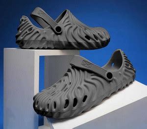 TR Men Clogs - Buy TR Men Clogs Online at Best Price - Shop Online for ...