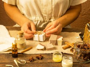 Earth N Pure Sandalwood (Chandan Oil) Essential Oil for Skin- Natural ...