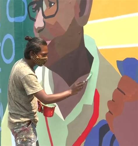 నగర గోడలపై ట్రాన్స్ జెండర్ల పెయింటింగ్..సూపర్ అంటున్న జనాలు నగర గోడలపై ...