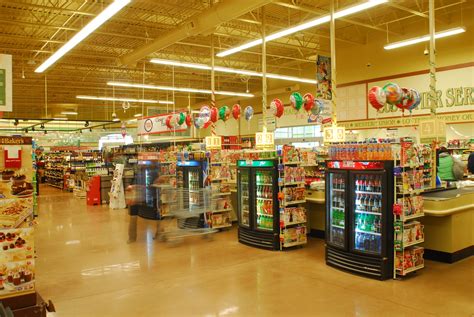 Family Fare - Allendale - Veneklasen Construction