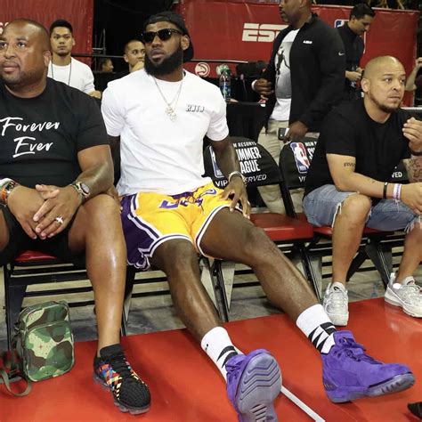 NBA James 的图像结果