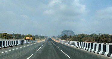 10-Lane, 117 km long stretch of the Bengaluru - Nidaghatta - Mysuru ...
