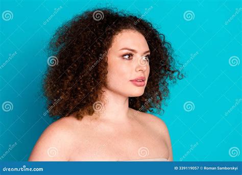 Profile Photo of Young Woman Empty Space Bare Shoulders Isolated on ...