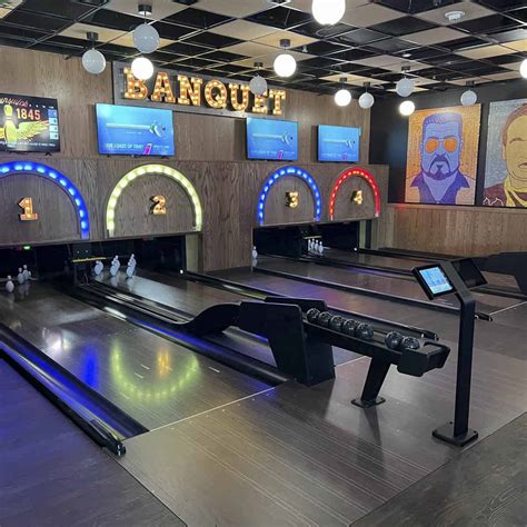 9 AWESOME Calgary Bowling Alleys for 5 and 10 Pin