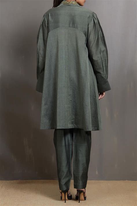 Oak Tunic with Trousers – SWGT