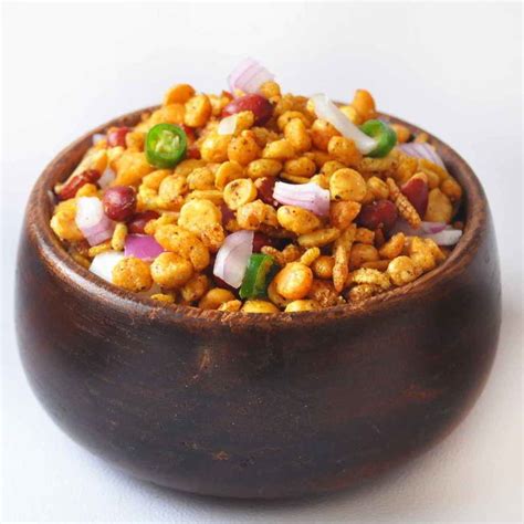 Buy Fakira (Jamshedpur) Spicy Chanachur Indian Savory Snack Mix - 200 ...