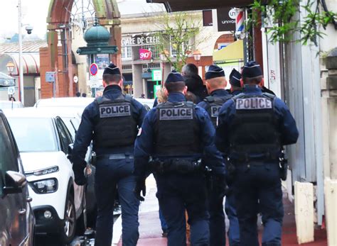 « Vous êtes en train de lui faire la morale ? » : le père de famille échangeait des « nudes ...