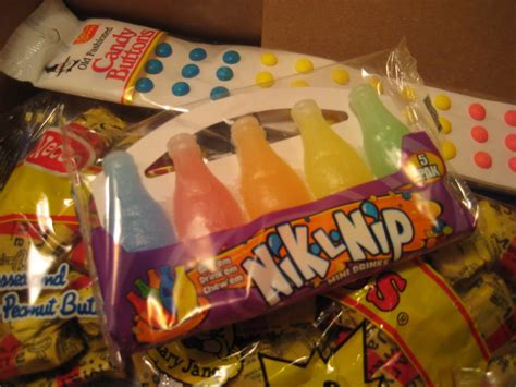 Kitsch 'n Stuff: 1950's Retro Candy From Hometown Favorites, An Old ...