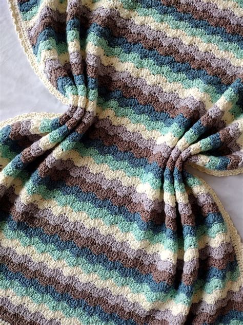 Shell Stitch Blanket Tutorial 的图像结果