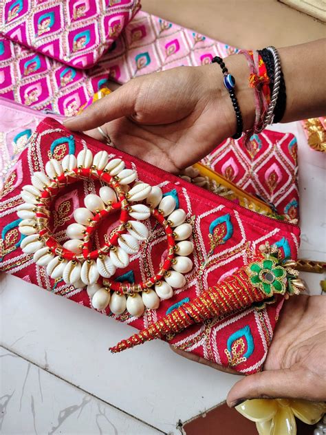 Cute minimum potli hamper for baby shower pack of 10 – Raising Store