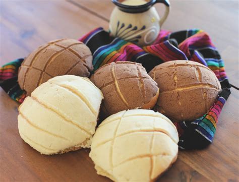 The Best Authentic Mexican Conchas Recipe - My Latina Table