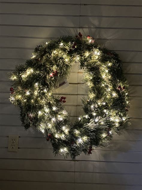 36 Inch Brandywine Wreath - White Led Battery Powered Lights - Forshaw ...