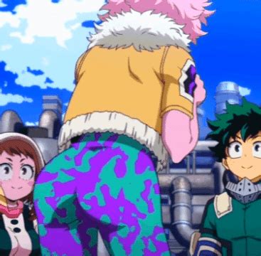 Mina Ashido butt by lavidademi on DeviantArt