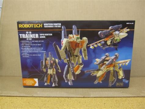 Buy Macross Robotech VF-1D Trainer with Super Armor 1/100 Transformable ...